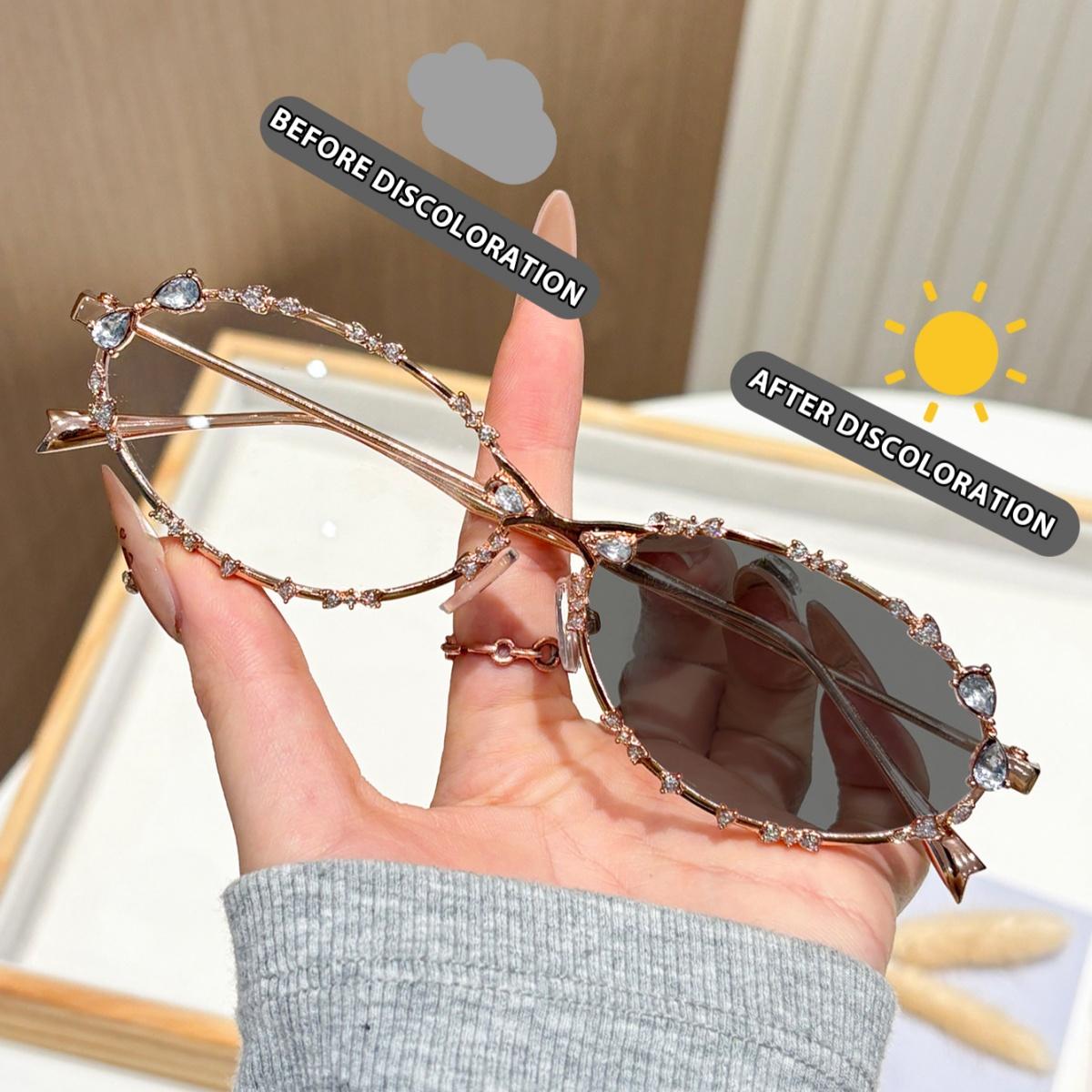 

European and American retro fashion men s and women s anti blue light glasses with photochromic properties for protecting eyesig