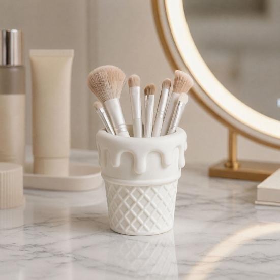 Nostalgie 3D Printed Ice Cream Cone Pen Holder, Waffle Base And Drip Top Desk Organizer, Multi-functional Pencil Cup for Pens, Marker, Makeup Brushes