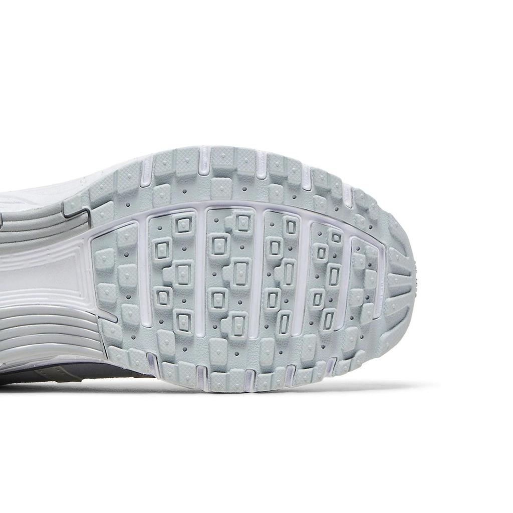 Nike Women's P-6000 'Metallic Summit White' (women's sizes) Metallic Summit White / Pure Platinum / Wolf Grey / White Running Shoes FV6603 101
