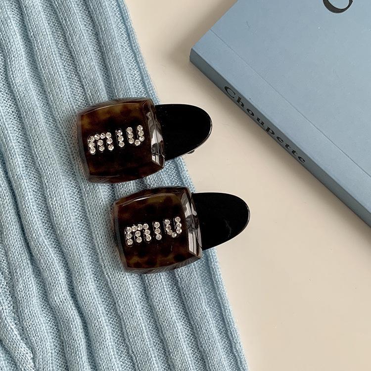 Celebrity Acetate Rhinestone Love Letter Hairpin - Exquisite Duckbill Clip for Women