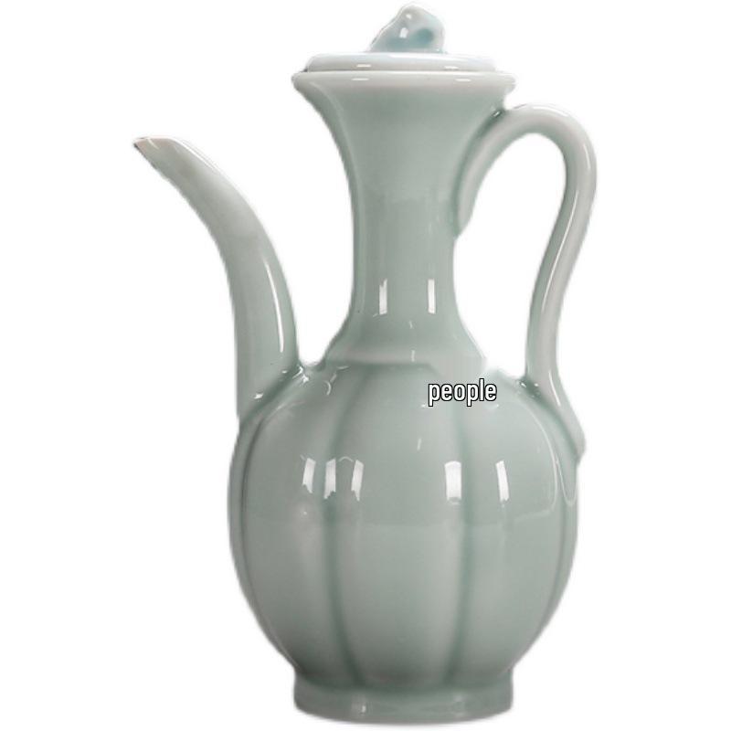 Song Dynasty-Inspired Ceramic Handheld Tea Pot for Tea Competition and Practice