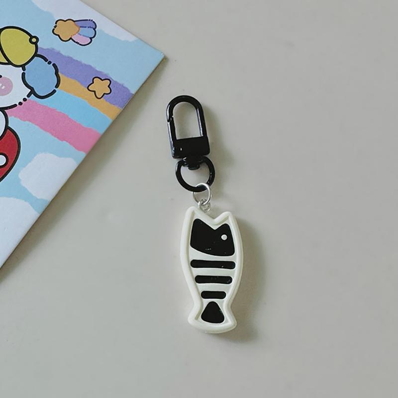 Cute Cartoon Little Cat Keychain Creative Fish Kitten Pendent Charms Keyring Fashion Accessories Jewelry Gifts Car Key Chains
