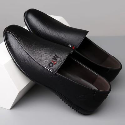 Men's 2025 Breathable Driving Moccasins Soft Sole Slip-On Loafers Comfortable Casual Leather Shoes Lightweight Flexible Sole