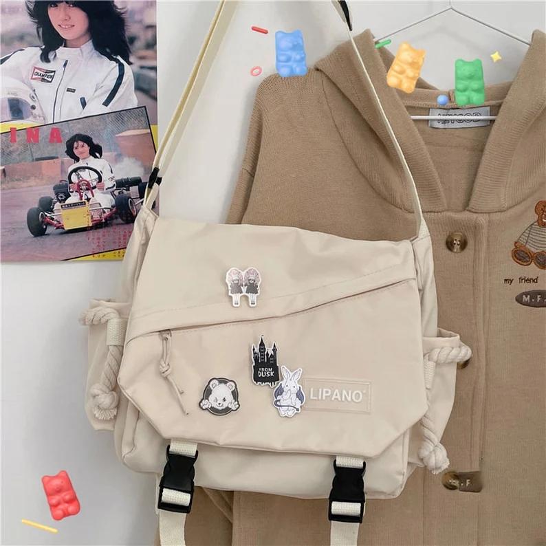 Süße Tasche, Kawaii Schulrucksack, Messenger Bag, Anime Crossbody Bag, Tote Schultertasche mit Anhänger
