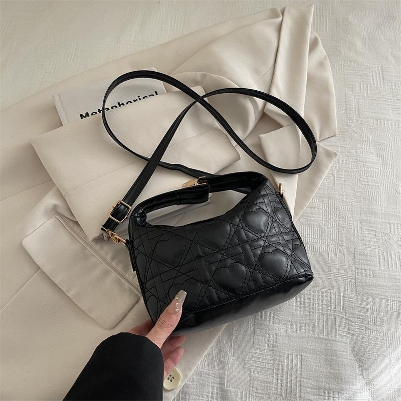 

Rhombus bucket bag women s new trendy love handbag light luxury niche premium messenger bag