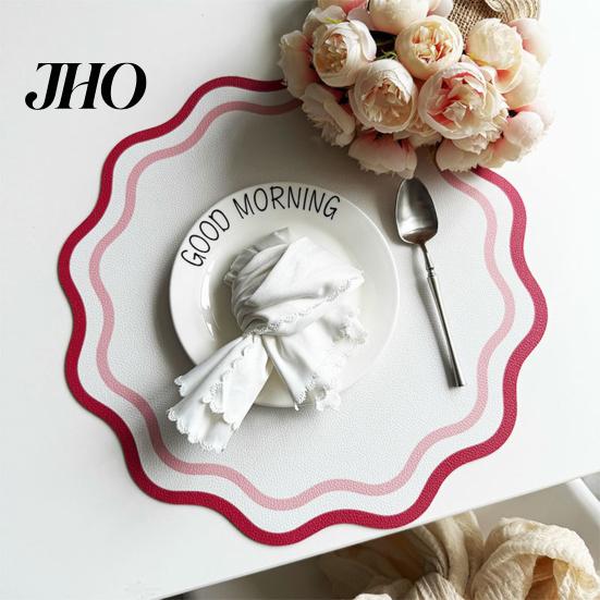 Quick-drying Place Mat Faux Leather Scalloped Placemat Heat-Resistant Non-slip Heat Insulation Reversible Waterproof Dining Table Protection