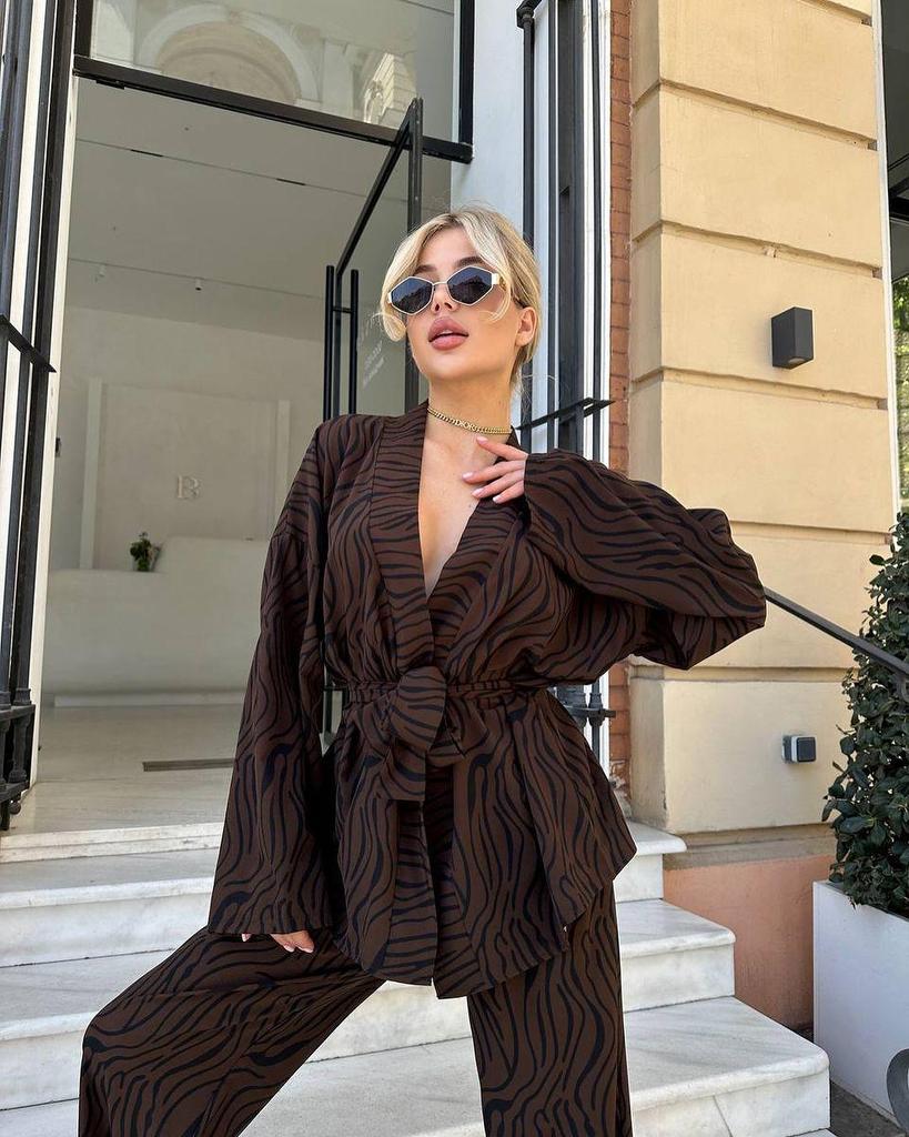 2024 Euro-American Style Autumn/Winter Long Sleeve Stripe Pajama Set - Casual Women's Comfy Pants & Shirt