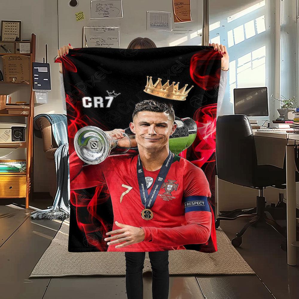 1PC Cristiano Ronaldo Patterned Flannel Blanket Suitable For All Seasons for Home Decor Warmth and Comfort Gifts Holiday Present