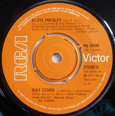 7inch Record ELVIS PRESLEY - Way Down R6029 RCA Victor 1977 UK Rock Used