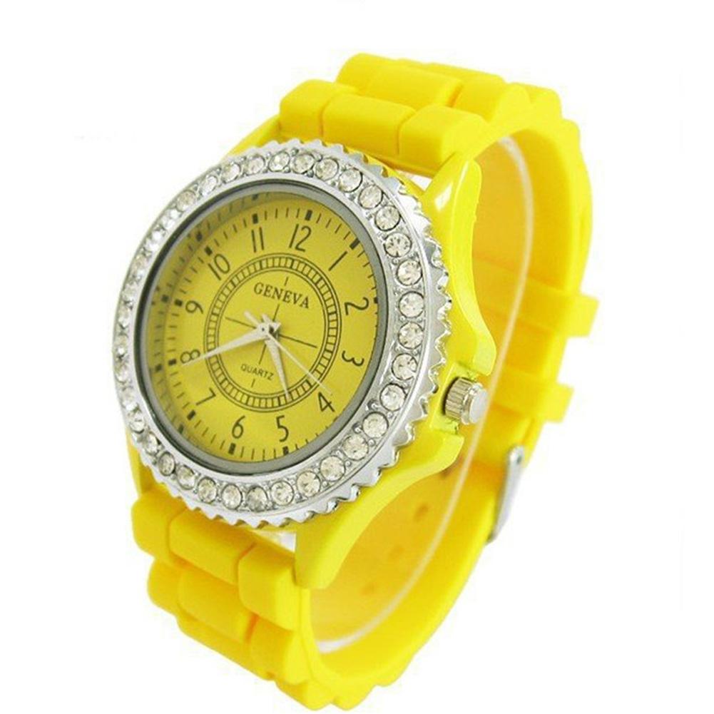 Einfacher Stil Frau Silikonuhr Quarz Armbanduhr Rundes Zifferblatt Gummi Stunden Uhr