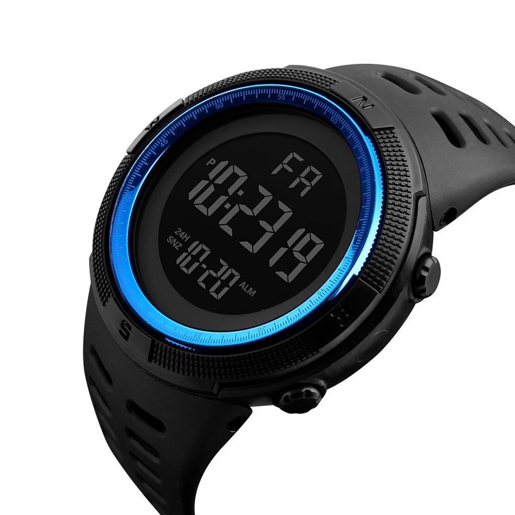 2021 Luminous Chronograph Outdoor Men's Watch: Trendy Large Dial for Sport & Adventure