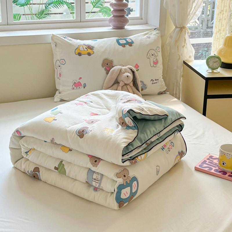 Dog Tulip Bear Rabbit Strawberry Fruit Pattern Printed Air Conditioner Quilt