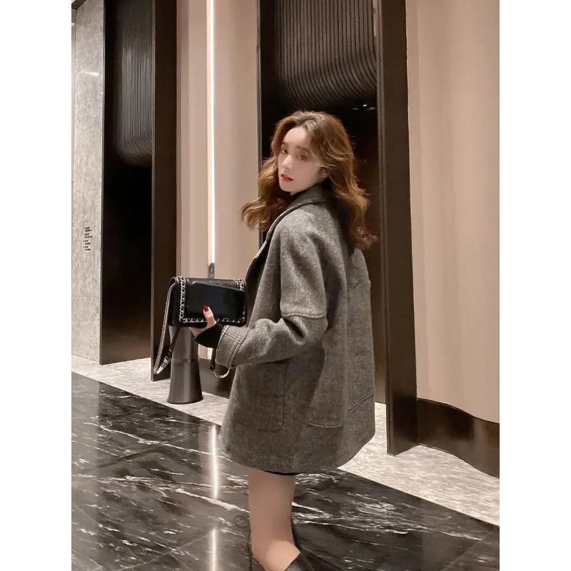 Women Medium Length Blazer Woolen Coat Loose Lapel Coat Casual Loose Long Sleeved Windbreaker British Style Tweed Trench Top Autumn Winter