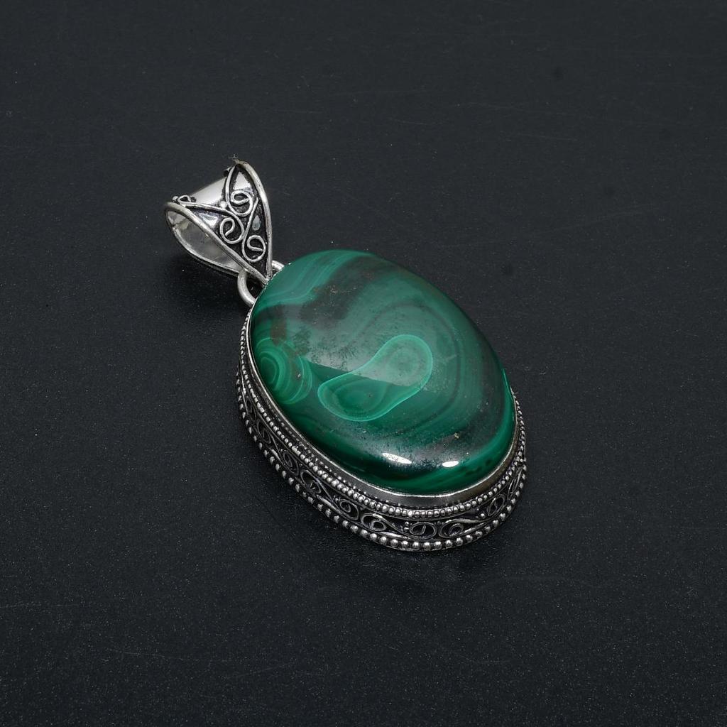 Naturalny kamień malachitowy ręcznie robiony wisiorek ze srebra próby 925 Naturalny wisiorek malachitowy ręcznie robiony wisiorek Prezenty dla kobiet