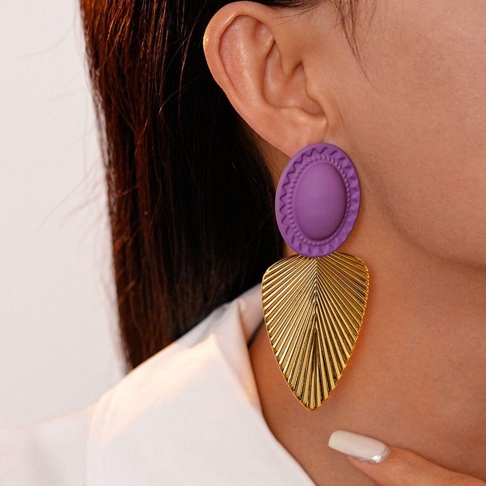 Chic Vintage Drop Earrings Color Blocking Exaggerated Earrings Leaf Pendant Earrings  Party