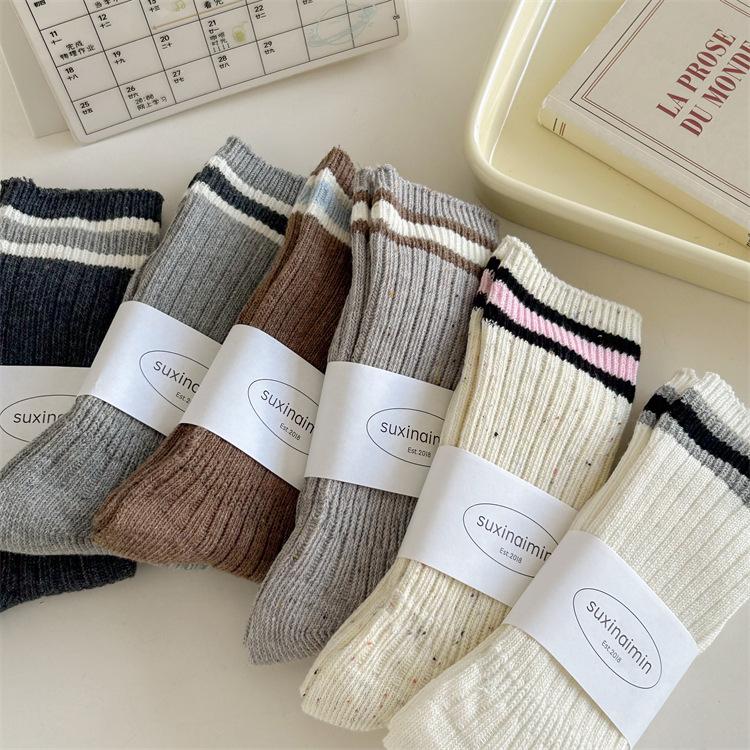 New Socks Women Autumn and Winter Cotton Knitted Elastic Long Socks Japanese Fashion Striped Harajuku Retro Streetwear Crew Sock