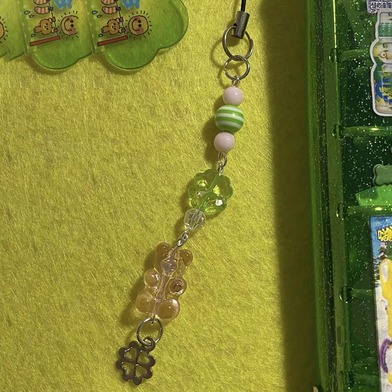 Y2K Trendy Lucky Grass Star Bear Phone Charms Sweet Four-Leaf Clover Beaded Keychain Bag Pendant Decoration For Women Girls Gift