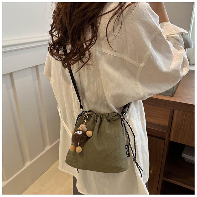 Women's Versatile Large Capacity Crossbody Bag - Japanese & Korean Style with Drawstring