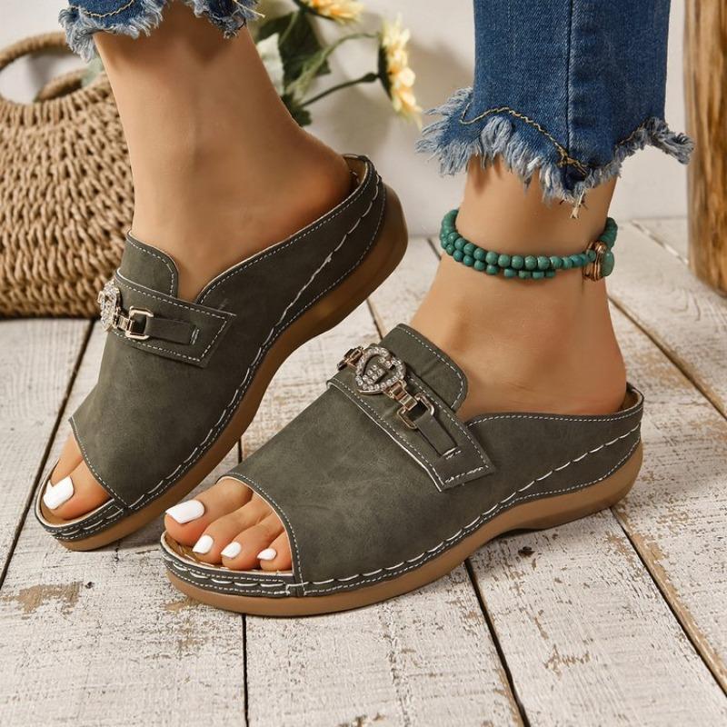 

Fish Mouth One Line with Metal Accessories Rocker Shoes Summer New Beach Peep Toe Slipper Women 43 армія зелений колір