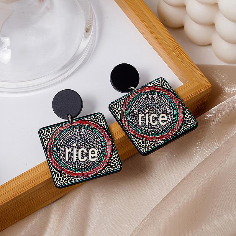 Silver Needle Geometric Love Earrings: European & American Retro Style, Colorful, Versatile, Autumn/Winter Fashion.