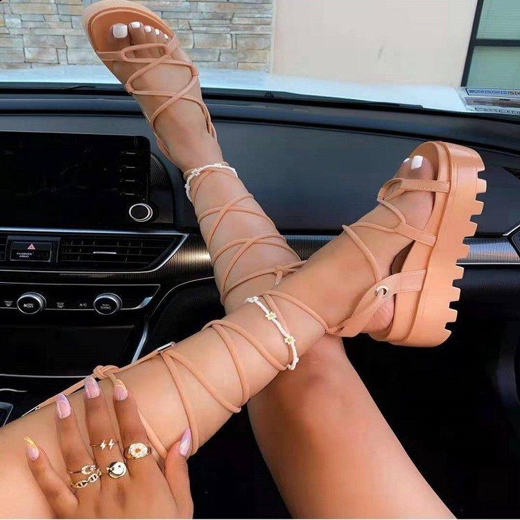 Fashion Cool Black Strappy Platform Sandals - Laced - Up Ankle Detail - Ideal for Fashion  Forward Summer Looks