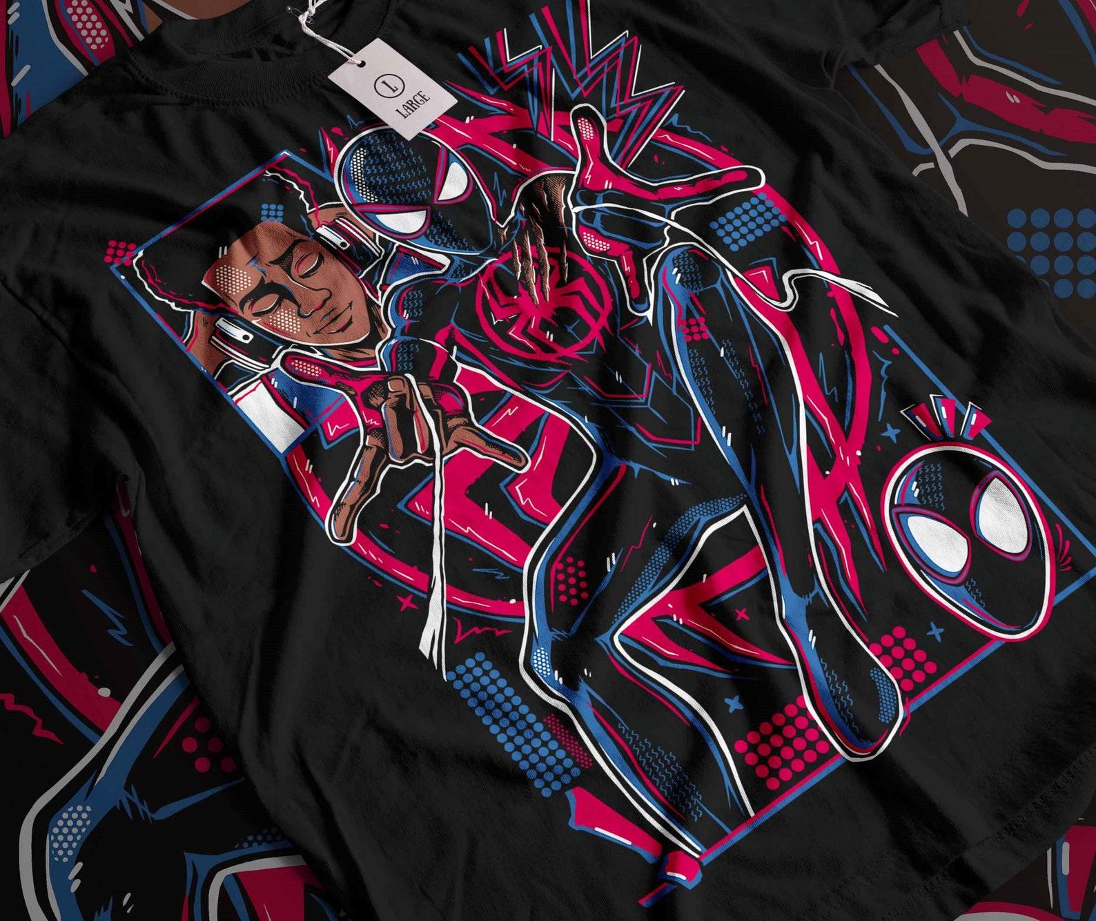 Unisex Spiderman T-Shirt, Spider-Man Shirt, Superhero Shirt, Spiderman Lover Shirt, Retro Family Spider Shirt S