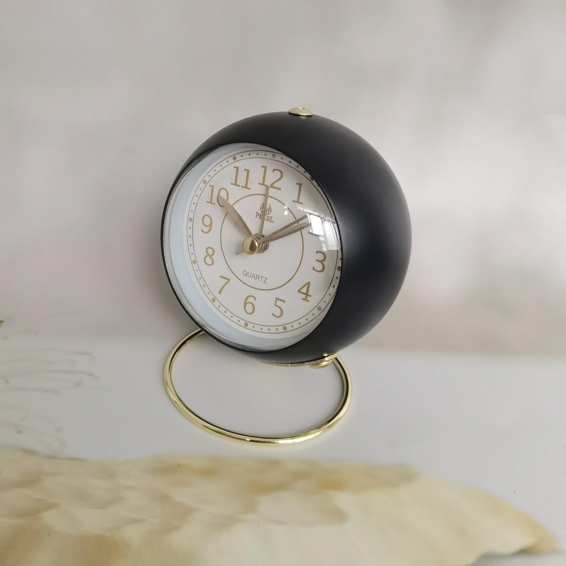 

Простой настольный маленький будильник скандинавский студенческий девчачий милый для спальни общежития прикроватный бесшумный часовой механизм