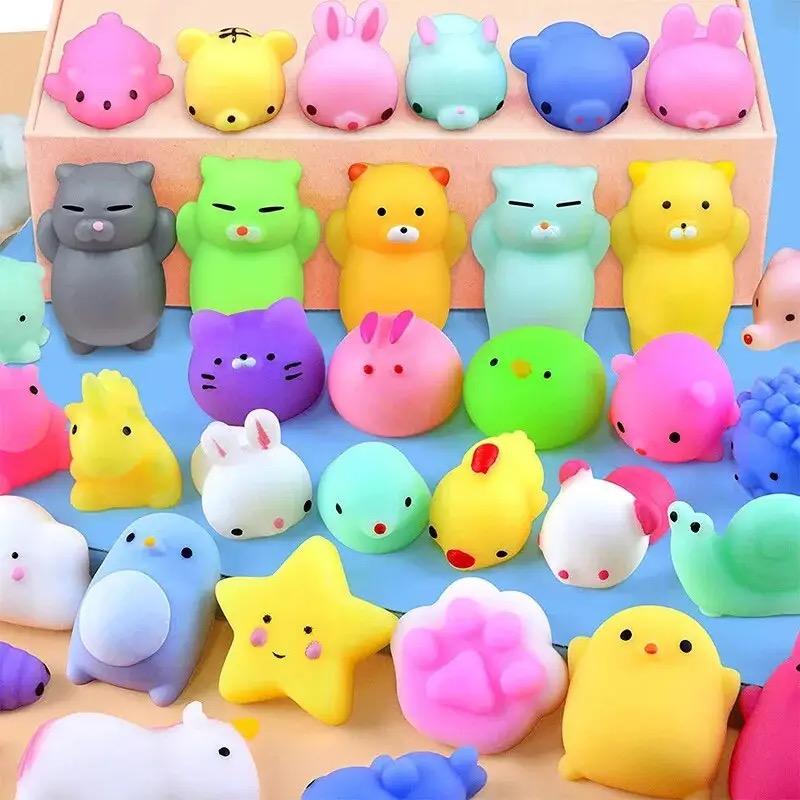 20 Stück Zufällige Niedliche Tiere Entlüften und Stress abbauen mit Spielzeug und Kleinen Geschenken Weiches Gummi Tier Quetschen