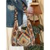 Tote Bag with Large Capacity, Featuring Ethnic Style, Single Shoulder Bag Suitable for Daily Commuting, Stylish Crossbody Bag