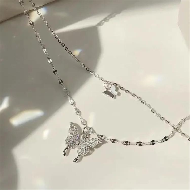 Sophisticated Butterfly Pendant Necklace Stylish Butterfly Pendant Necklace Unique Neck Chain for Everyday Wear