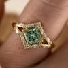 European & American Fashionable Green Emerald Diamond Ring for Women