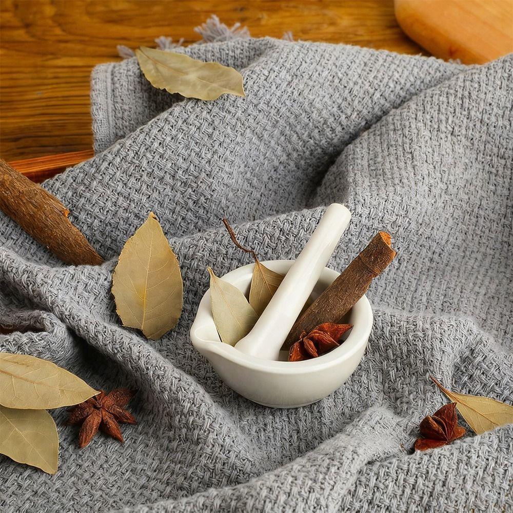 Non-Slip Base Mortar and Pestle Set Eco-Friendly Spice Grinder Ceramic Grinder Kitchen Tool