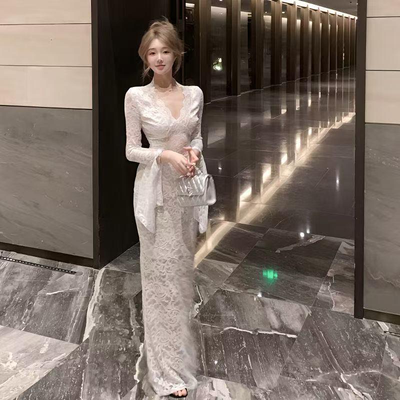 Red Slim Fit Long Sleeve Lace Dress - Spring/Summer Waist-Cinched Evening Gown with French Royal Elegance