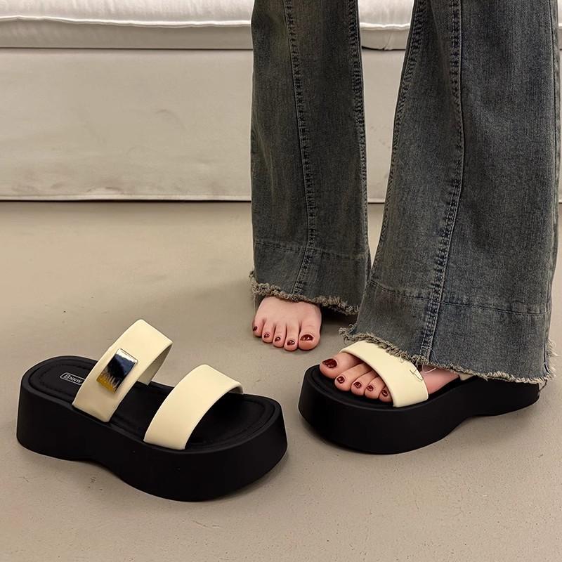 Height-increasing platform slippers women's summer outer wear fashion and high-end new slope heel sandals