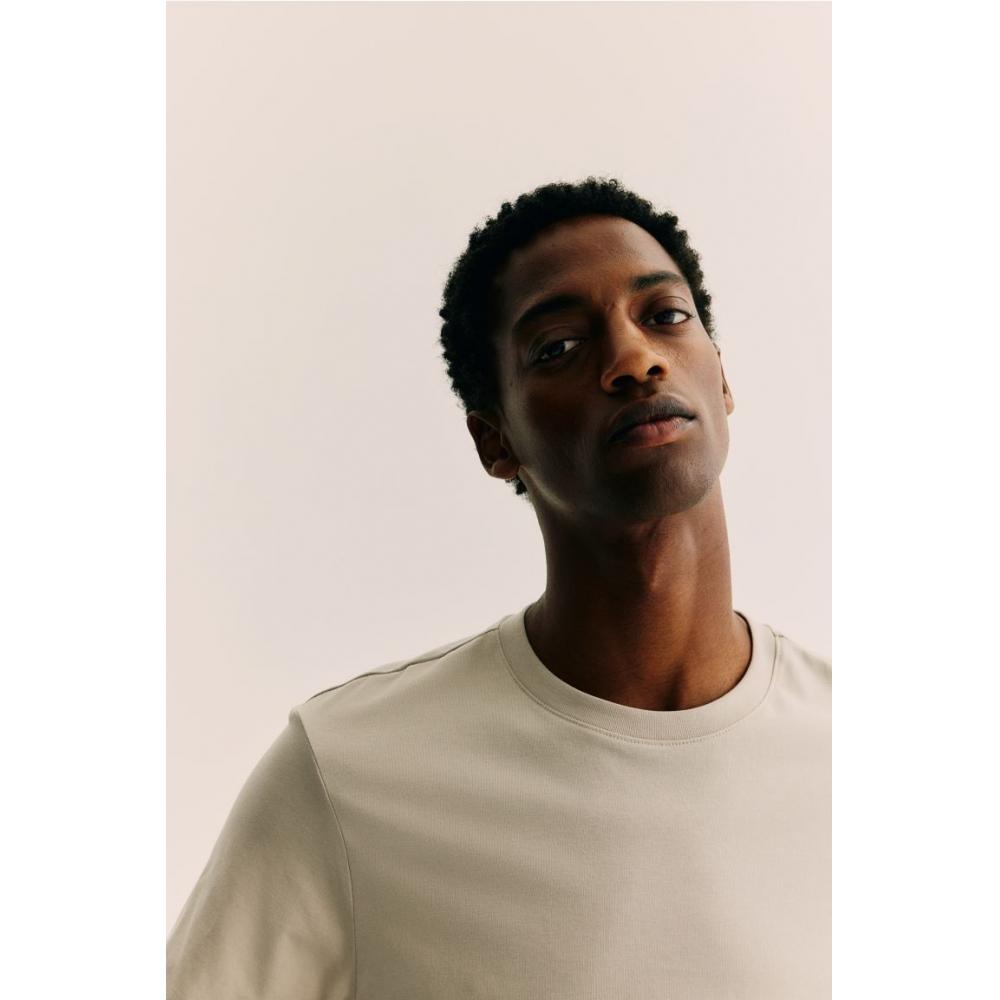 H M coolMax Regular FiT T sHirT Beige