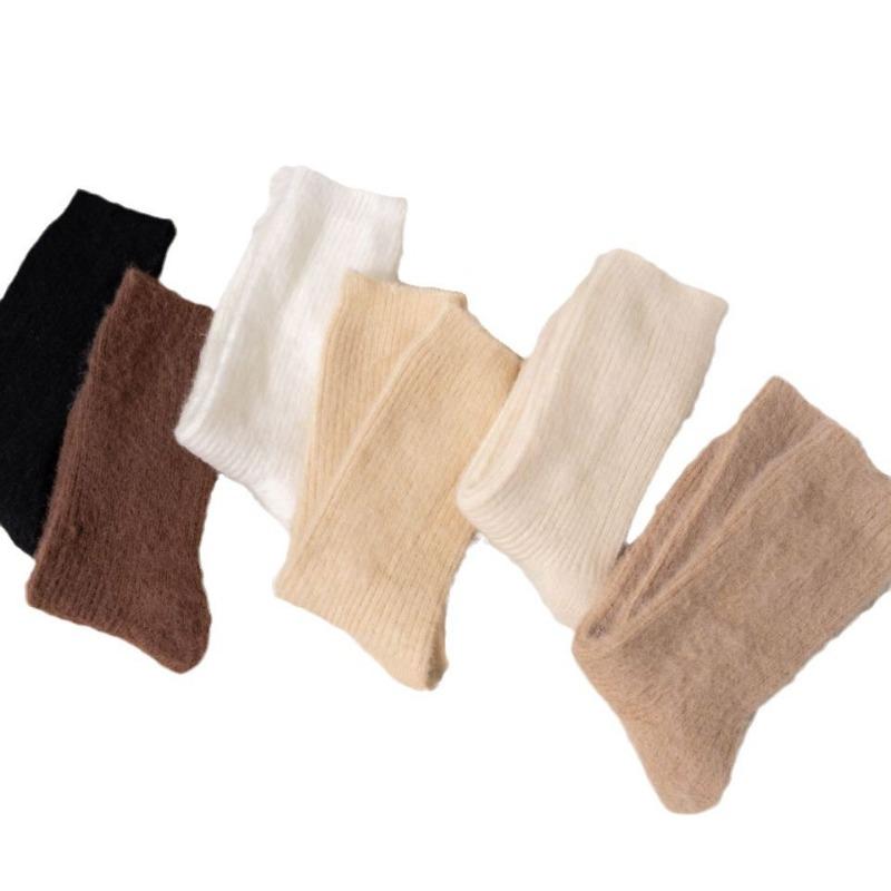 Female Winter Velvet and Thick Warm Soft Vertical Pattern Solid Color Sleep Home Tube Socks