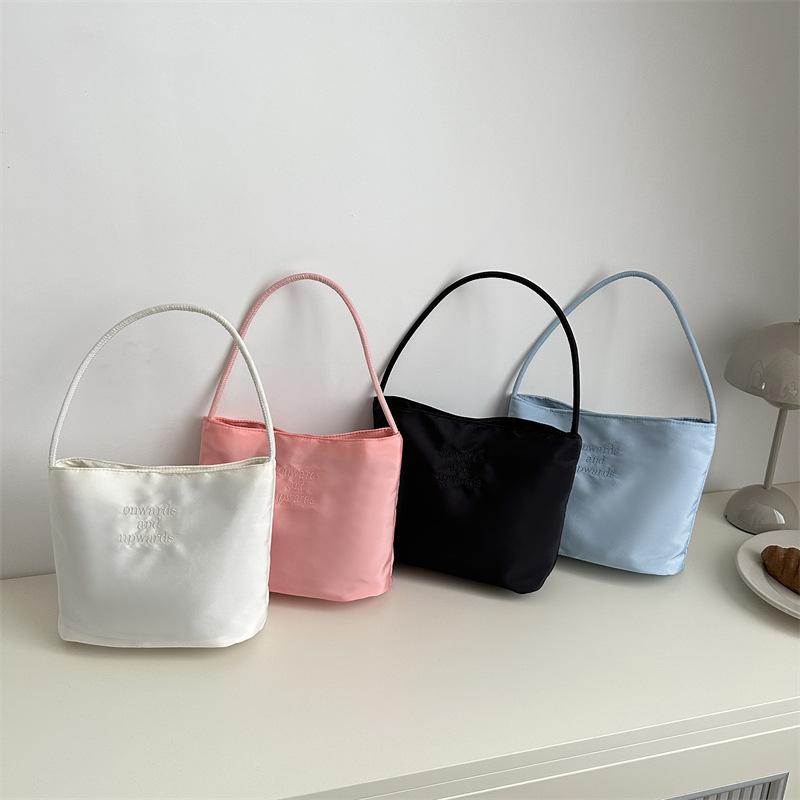 Embroidery Letters 2025 New Trendy Summer Fashion Personality Leisure Large Capacity Shoulder Portable Underarm Women's Bag