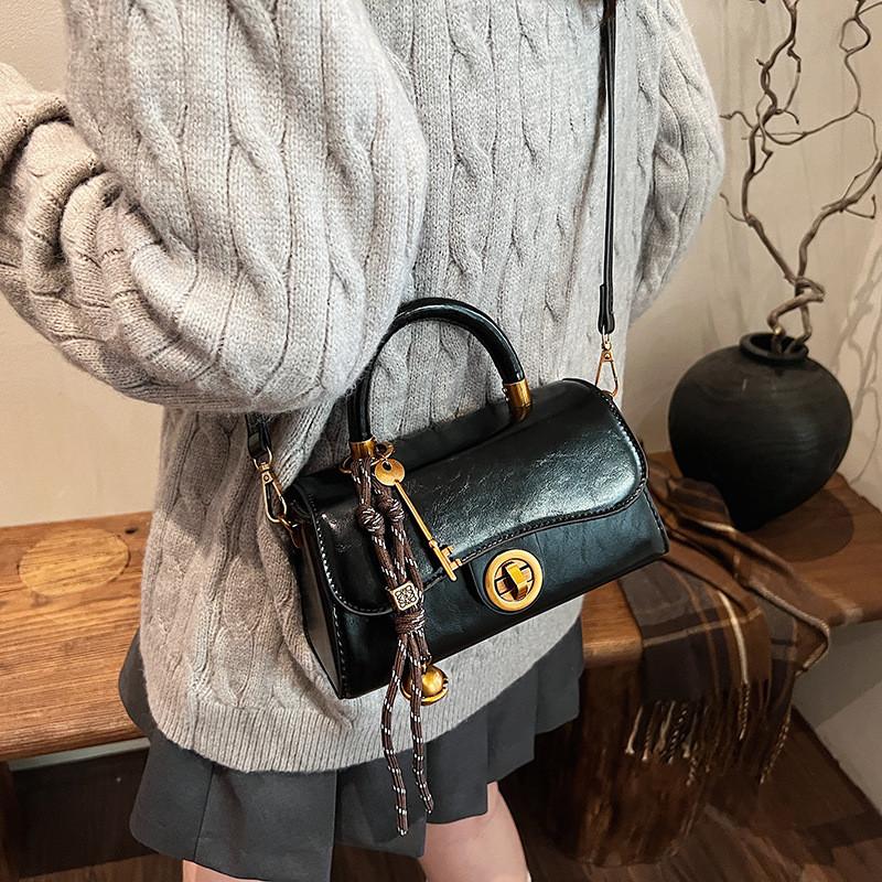 Ielgy Autumn Winter Portable Commuter Bag Trendy Retro Small Square Bag All-Match Multifunctional One-Shoulder Messenger