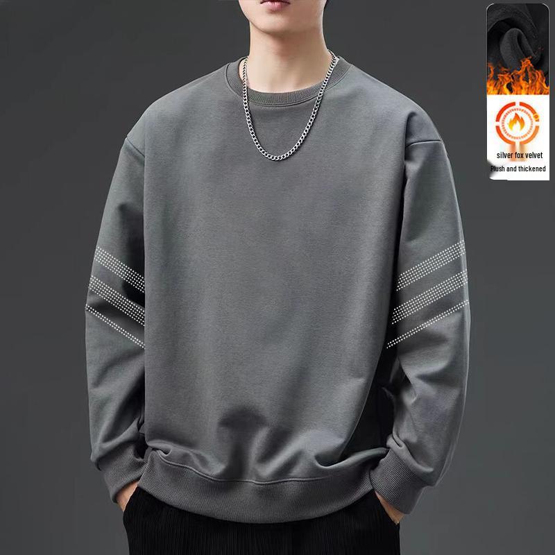 Men's Versatile Long Sleeve Round Neck Loose Fit Pullover with Plus Velvet for Autumn/Winter