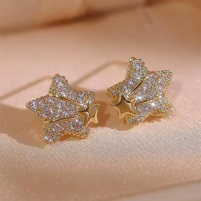 Creative design inlaid full diamonds star earings stud light luxury and high-end earrings for women suitable for daily