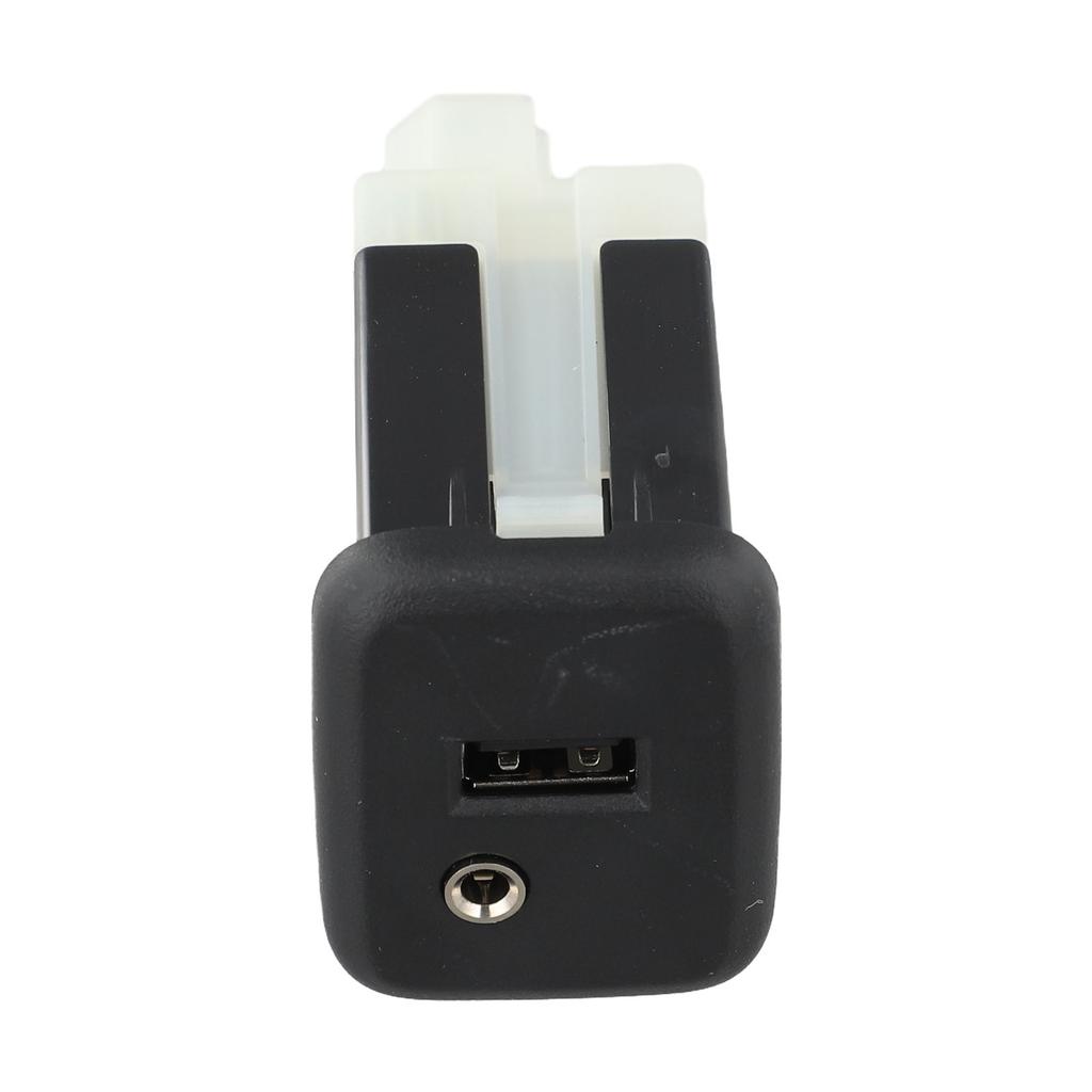 Car Charging Solution USB Charging Port ABS Material Black Easy To Use Non-Deformation Construction For Chevrolet