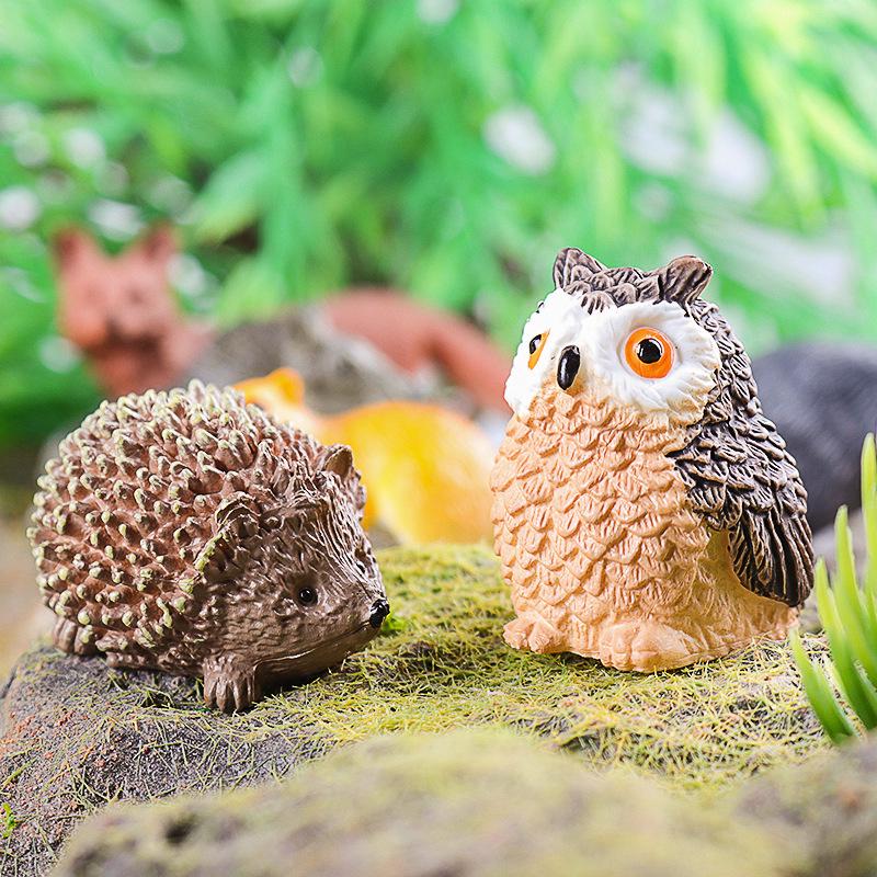 Wildlife Simulation Set: Gray Wolf, Hedgehog, Red Fox, Tree Frog, Wild Boar, Chipmunk, White-tailed Deer - Perfect Christmas Gift