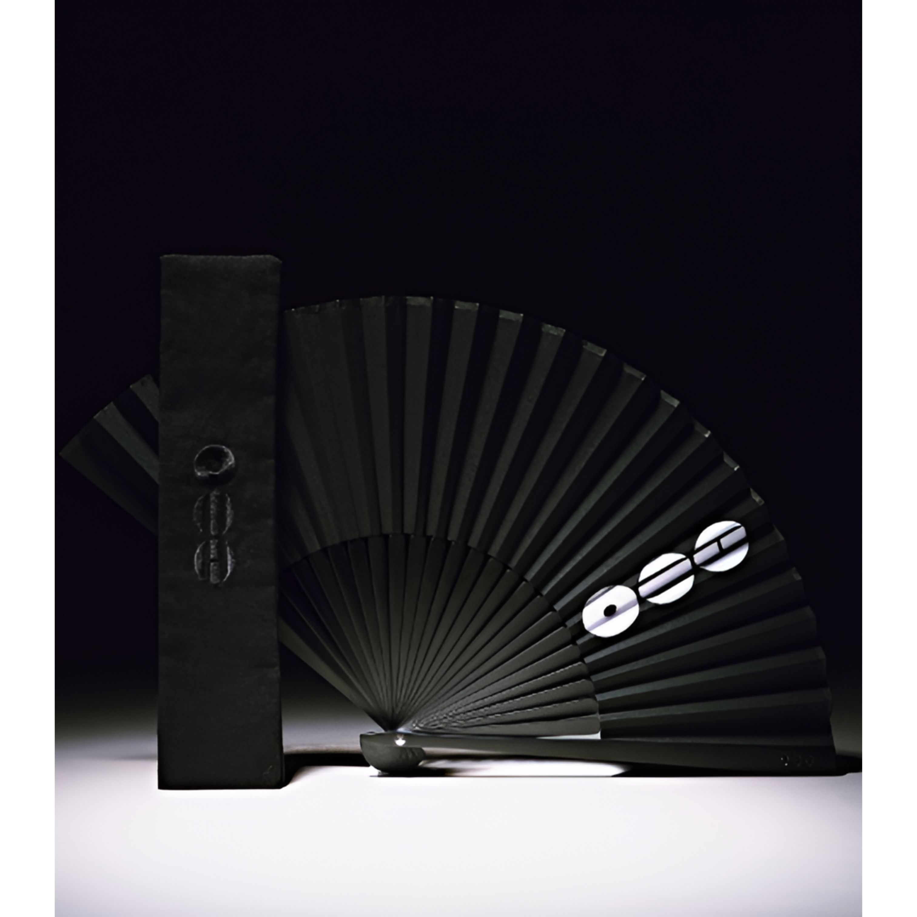 Складной веер BTS ARIRANG, набор (Веер + Чехол)