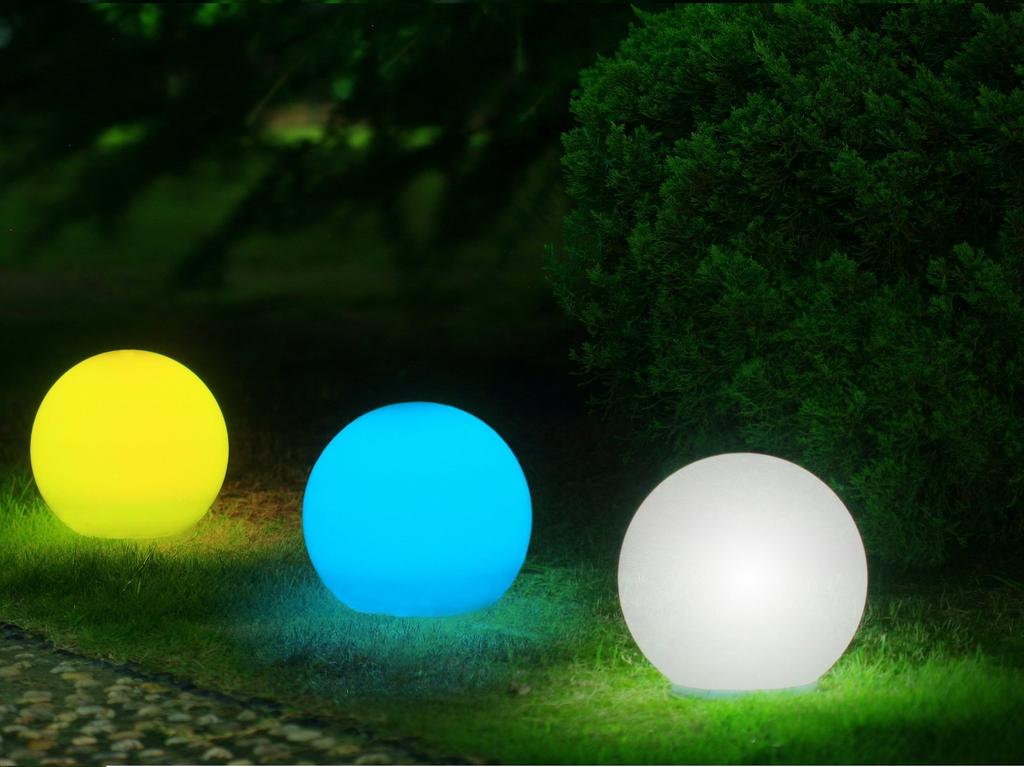 GWSOLAR 30cm Diameter Solar Ball Light - New Version. Create a Soothing Space with a Frosted Glass-like Texture and Ultra-voluminous Glow