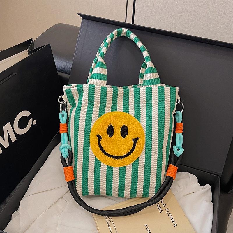 Casual Simple Texture Trendy Fashion Bucket Bag 2025 Summer New Foreign Style Women's Personalized Shoulder Messenger Bag