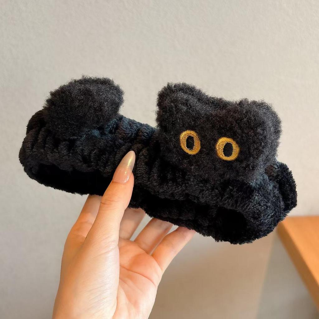Non-Slip Cartoon Cat Ear Headband for Girls - Perfect for Face Washing and Mask Application