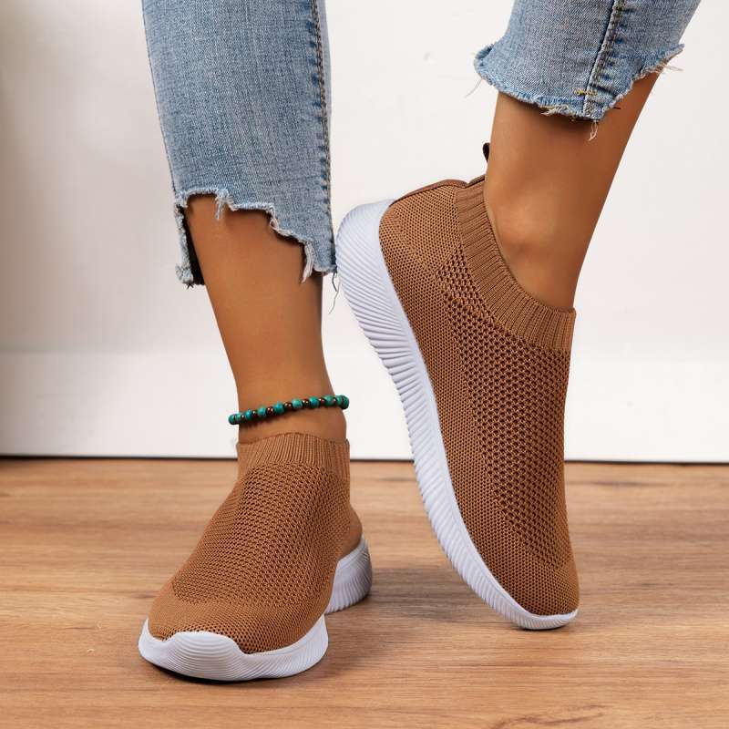 2025 Drei-Jahreszeiten neue Übergröße Sport bequeme flachsohlige Damen Einzelschuhe Fliegenstrickschuhe Studenten Freizeitschuhe Low-Top Schuhe