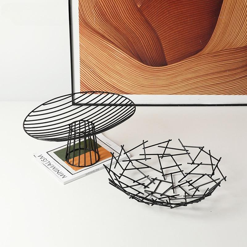 Abstract Geometric Line Metal Fruit Basin Tray Hollowed-out Desktop Storage Container High-legged Fruit Platter Trays Decorative