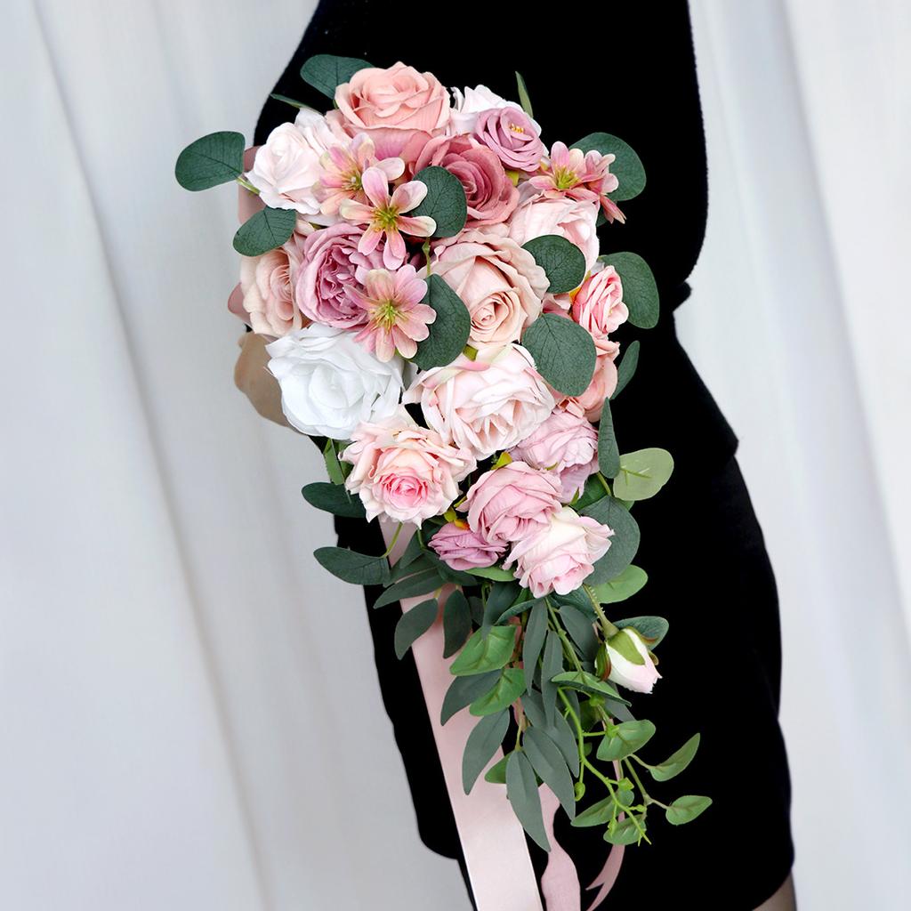 Bouquets de mariage bleus en cascade pour la mariée Bouquet de mariée cascade en soie fait à la main pour la décoration de cérémonie de mariage rustique