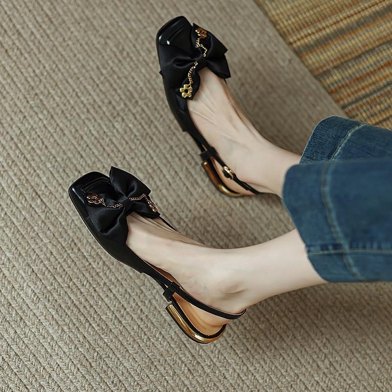 

2025 new summer fairy wind square head bow sandals women s flat low-heeled shoes night wind gentle retro shoes 34